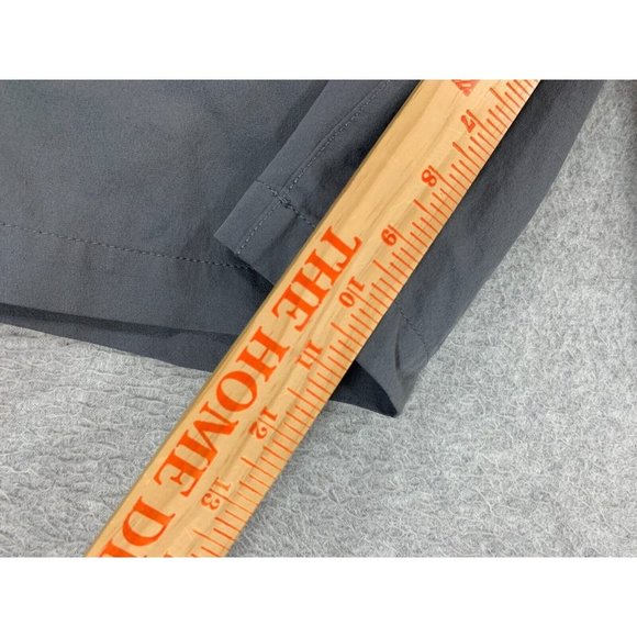 Under Armour 100% Polyester Chino Shorts (Men's 38) Gray - Picture 9 of 11